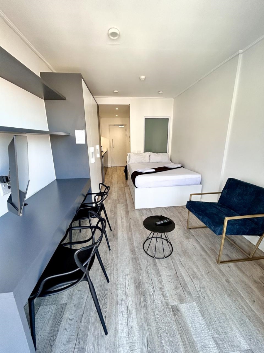 1 Bedroom Property for Sale in Woodstock Western Cape